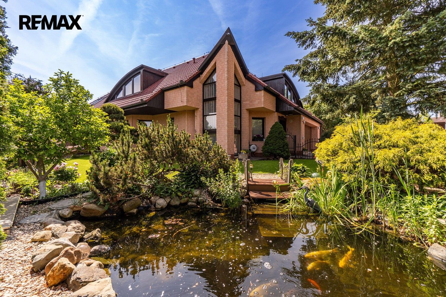 Prodej rodinný dům - U zahrádek, Praha 10 - Benice, 354 m² - 2