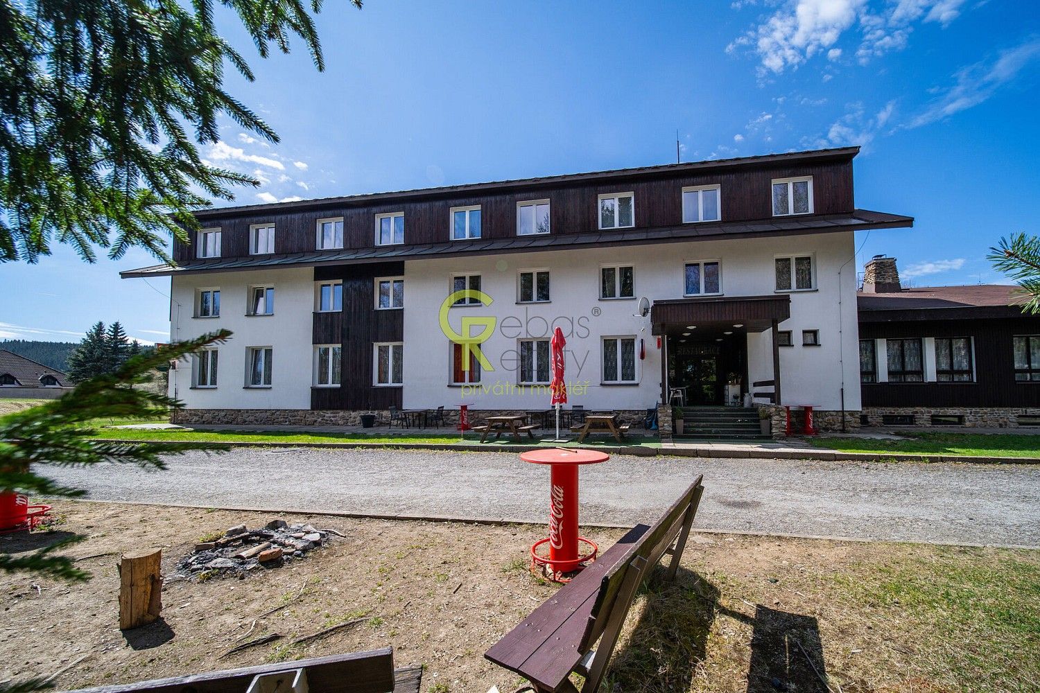 Ubytovací zařízení, Nové Hutě, okres Prachatice, Jihočeský kraj, 2 776 m² - 2
