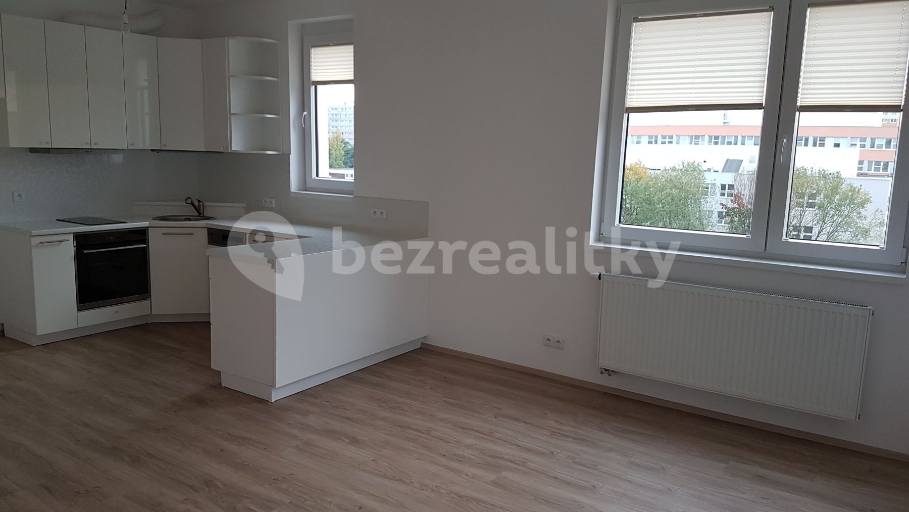 2+kk, Makedonská, Praha - Střížkov, 64 m² - 2