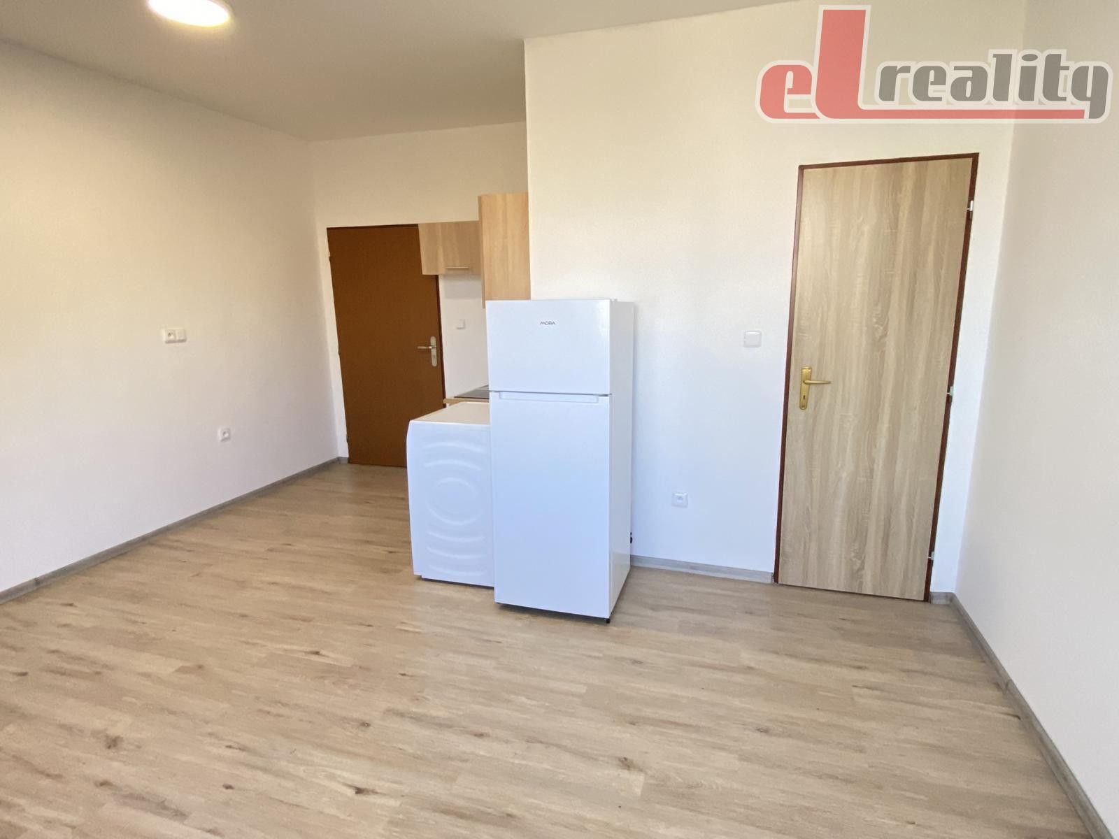 Pronájem byt 1+kk - Galašova, Hranice, 21 m²