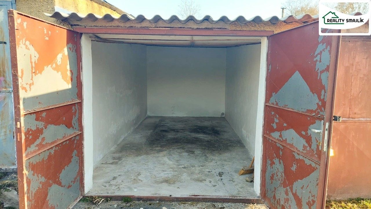 Pronájem garáž - Boženy Němcové  , Cheb, 19 m²