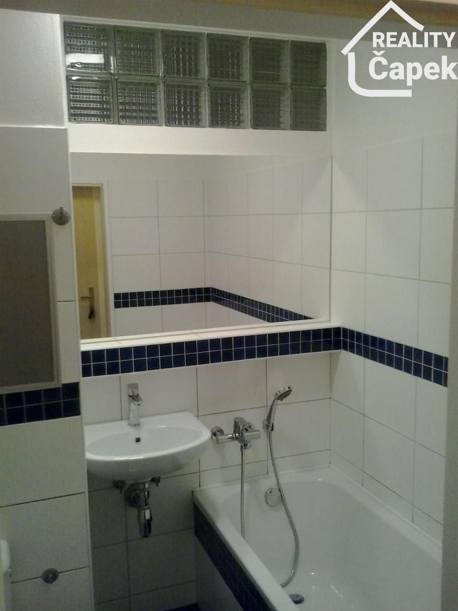 Pronájem byt 1+1 - Polská, Ostrava, 30 m²