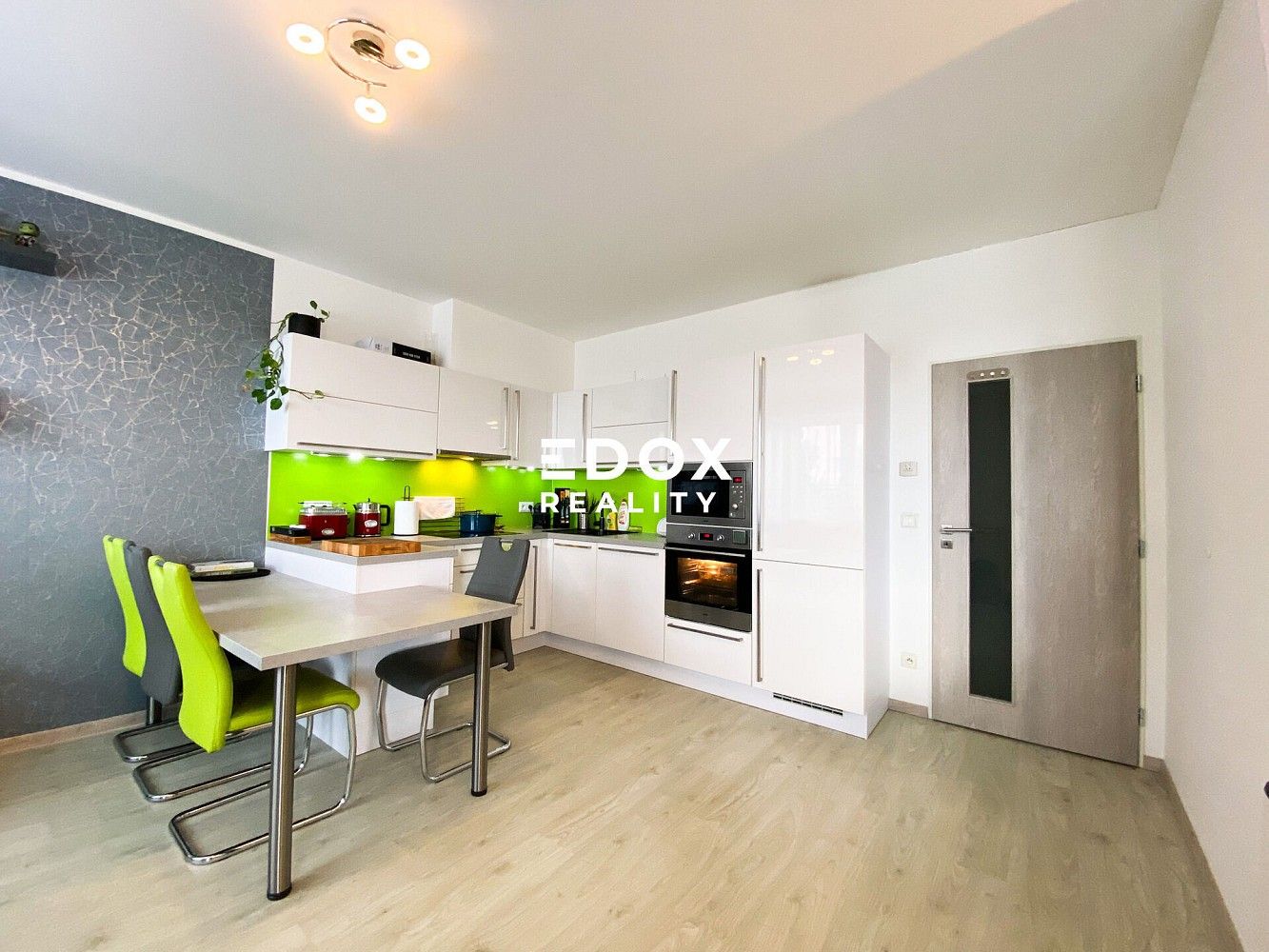 2+kk, Ecksteinova, Chýně, okres Praha-západ, 56 m² - 1