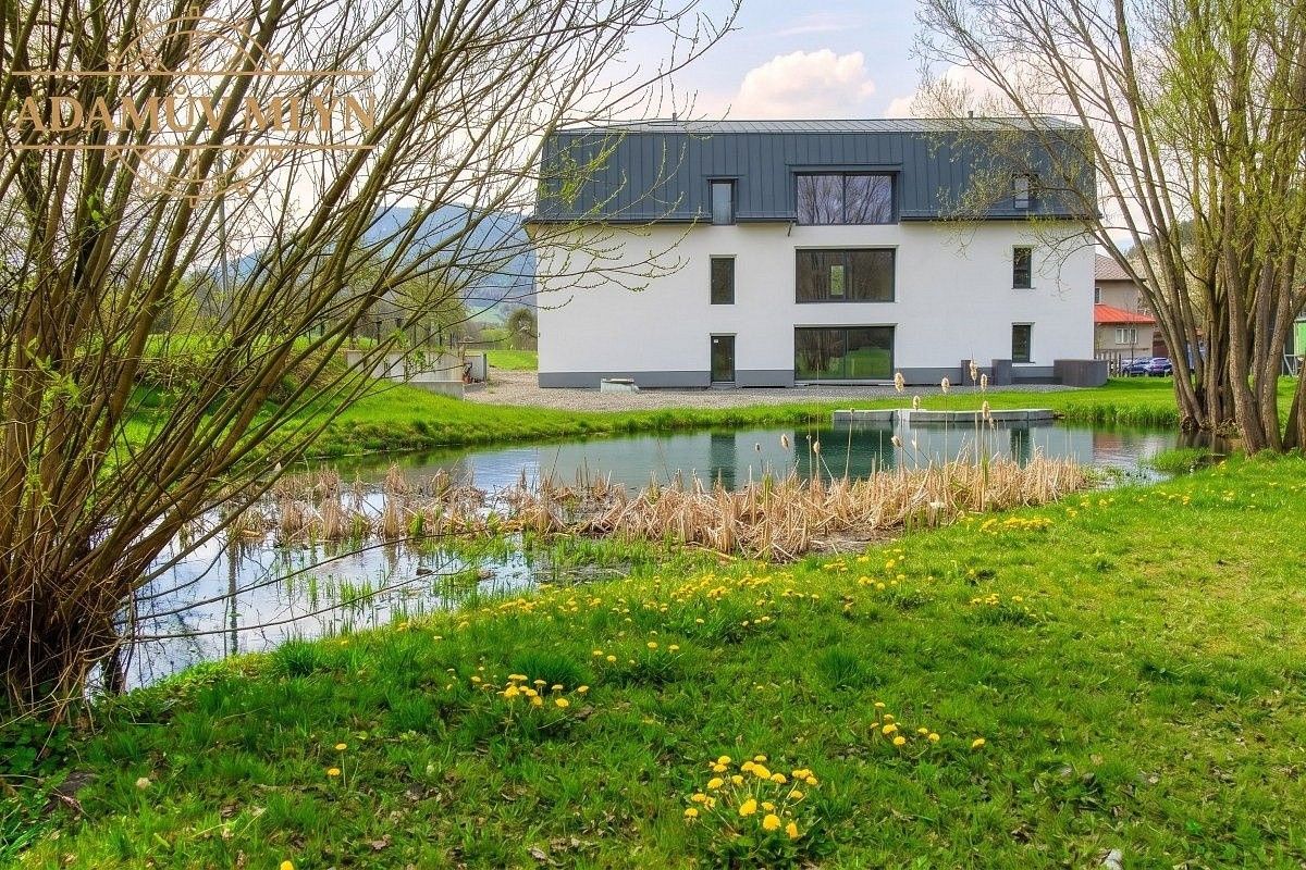 Rodinné domy, Lichnov, okres Nový Jičín, 670 m² - 1