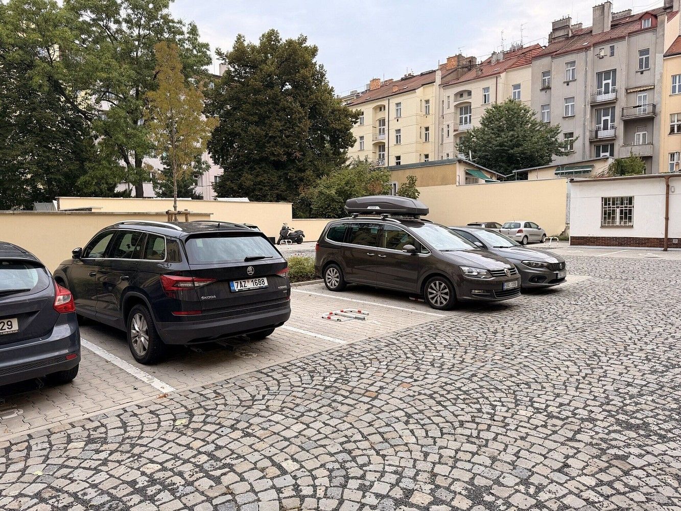 Pronájem ostatní - Praha - Bubeneč, okres Praha 6, Hlavní město Praha, 14 m² - 5