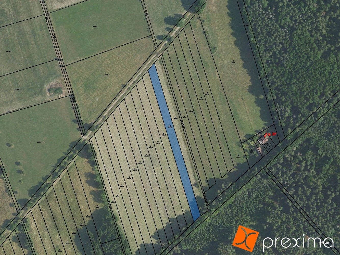 Pozemek, 1 102 m²