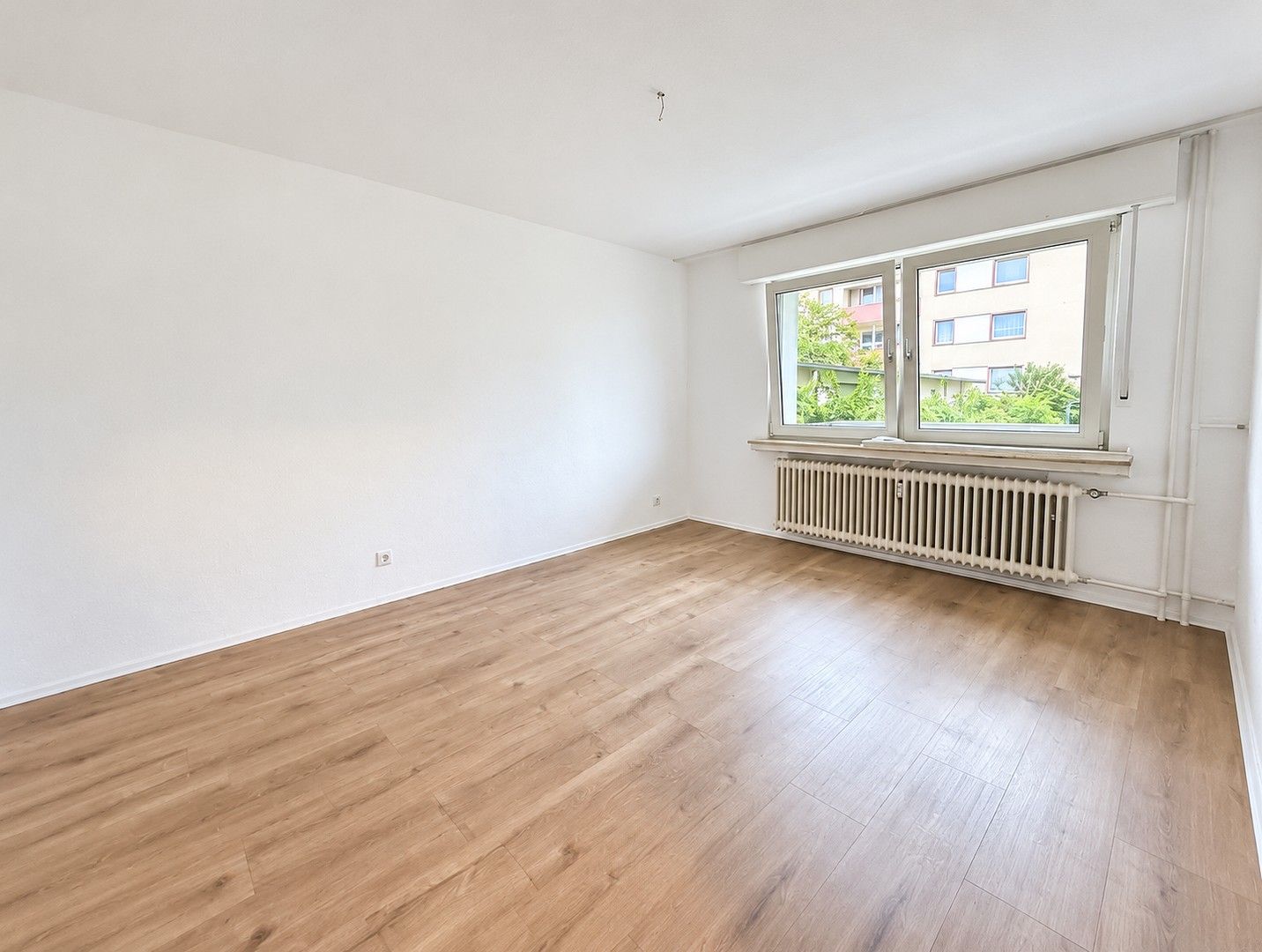 2+1, Waldecker Str 9 Duisburg Röttgersbach Nordrhein-Westfalen 47169, 59 m² - 2