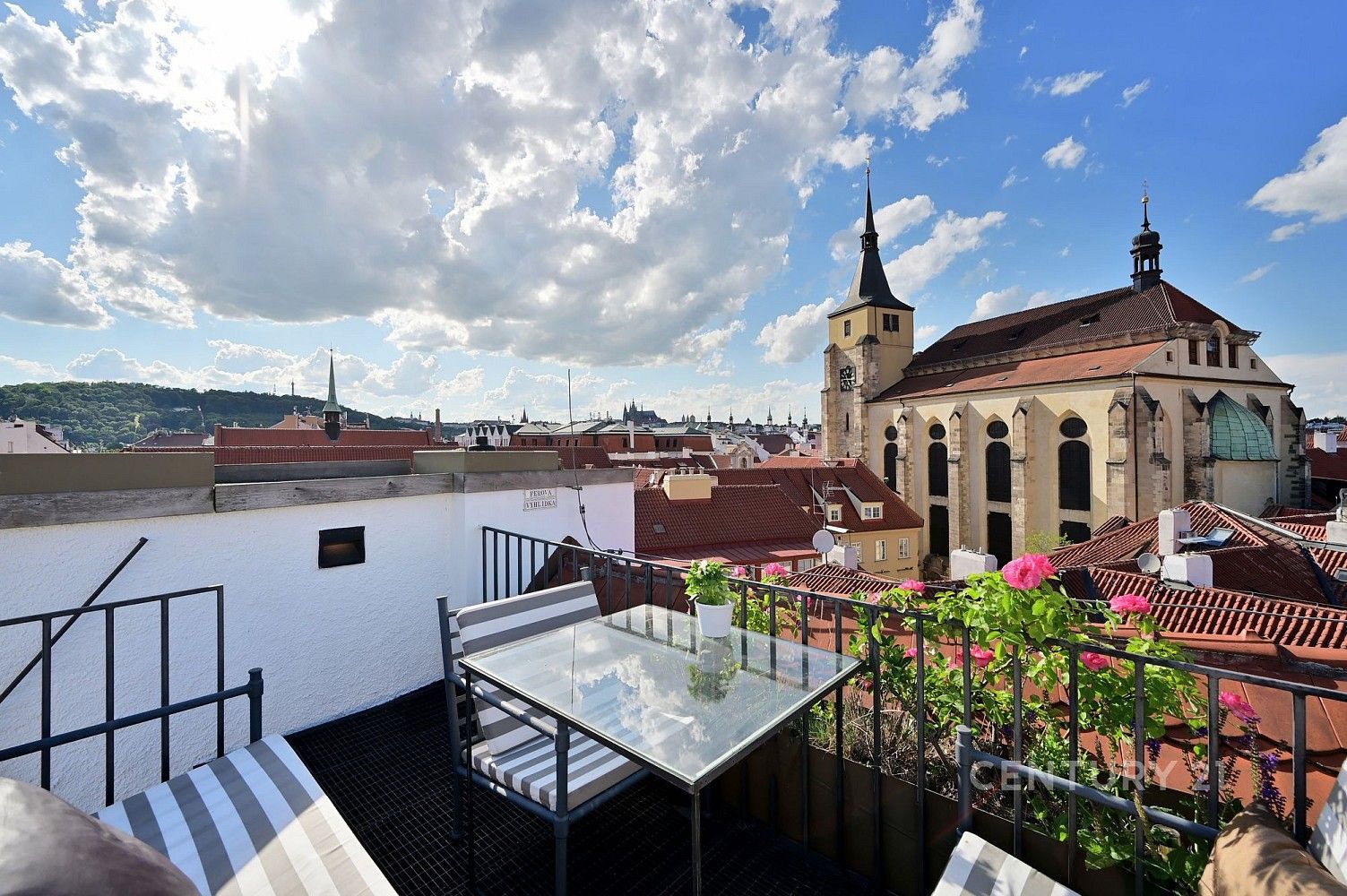 5+kk, Praha, Hlavní město Praha, 241 m² - 1