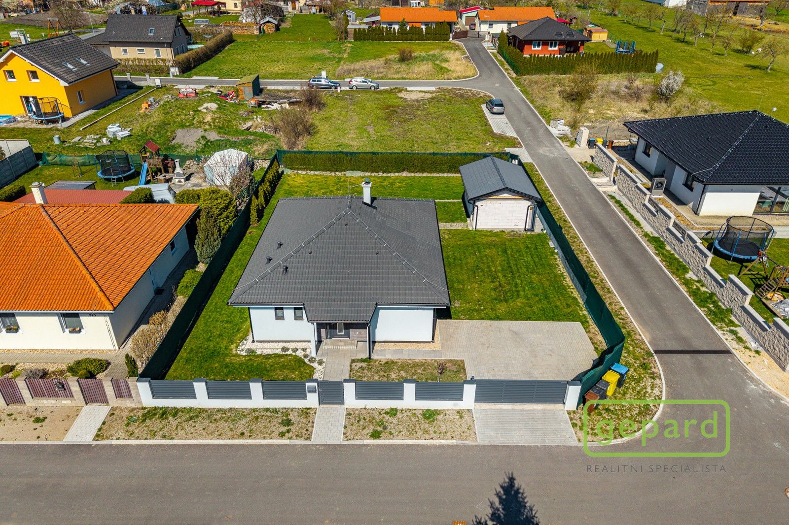 Rodinné domy, Krakovany, 90 m² - 1