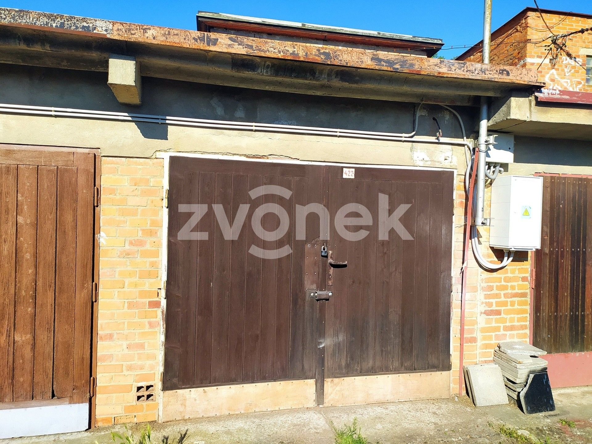 Garáže, Burešov, Zlín, 14 m² - 1