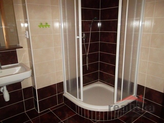 Pronájem byt 2+kk - Pekařská, Opava, 64 m²