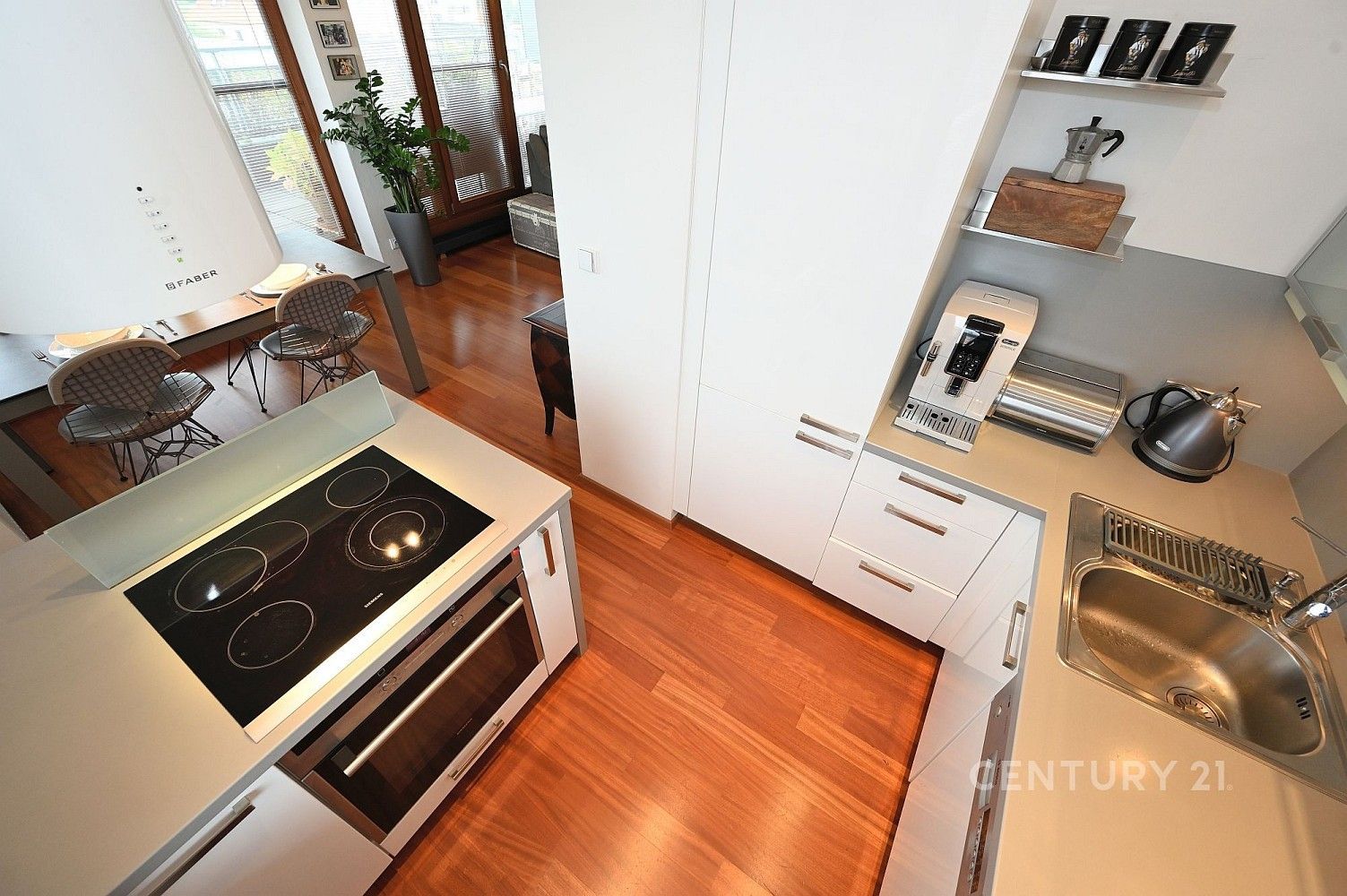 Prodej byt 2+kk - Dolní Břežany, okres Praha-západ, Středočeský kraj, 60 m² - 5