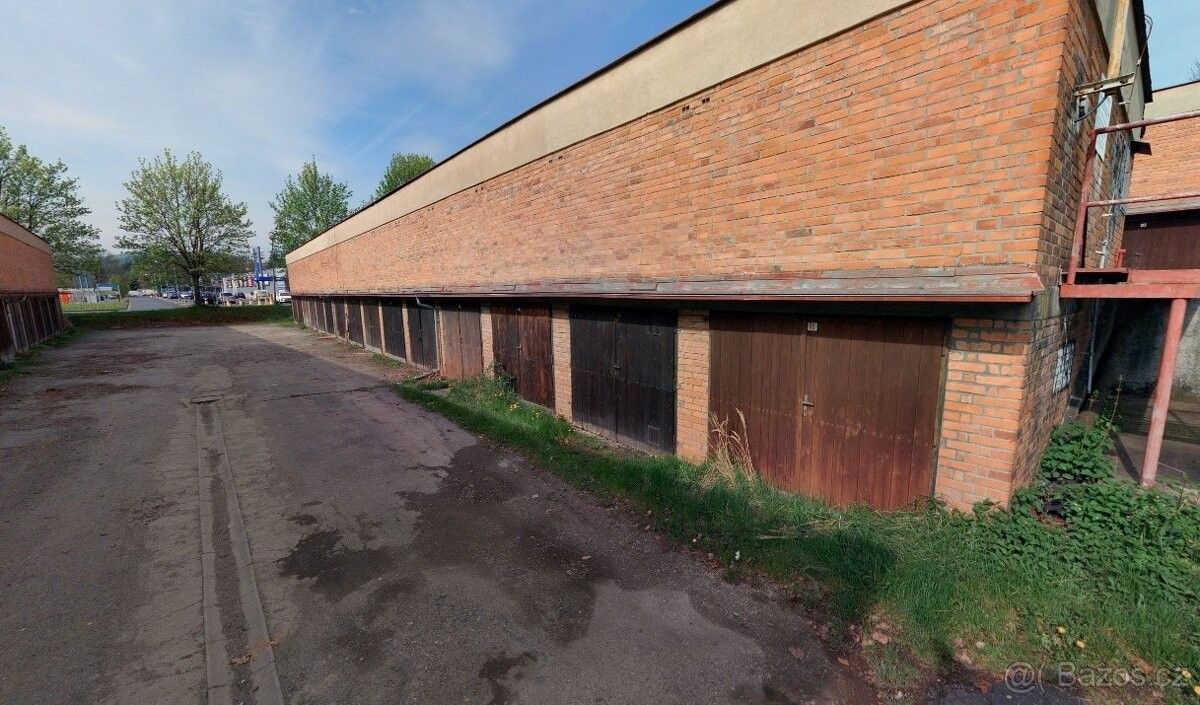 Garáže, Zlín, 760 01