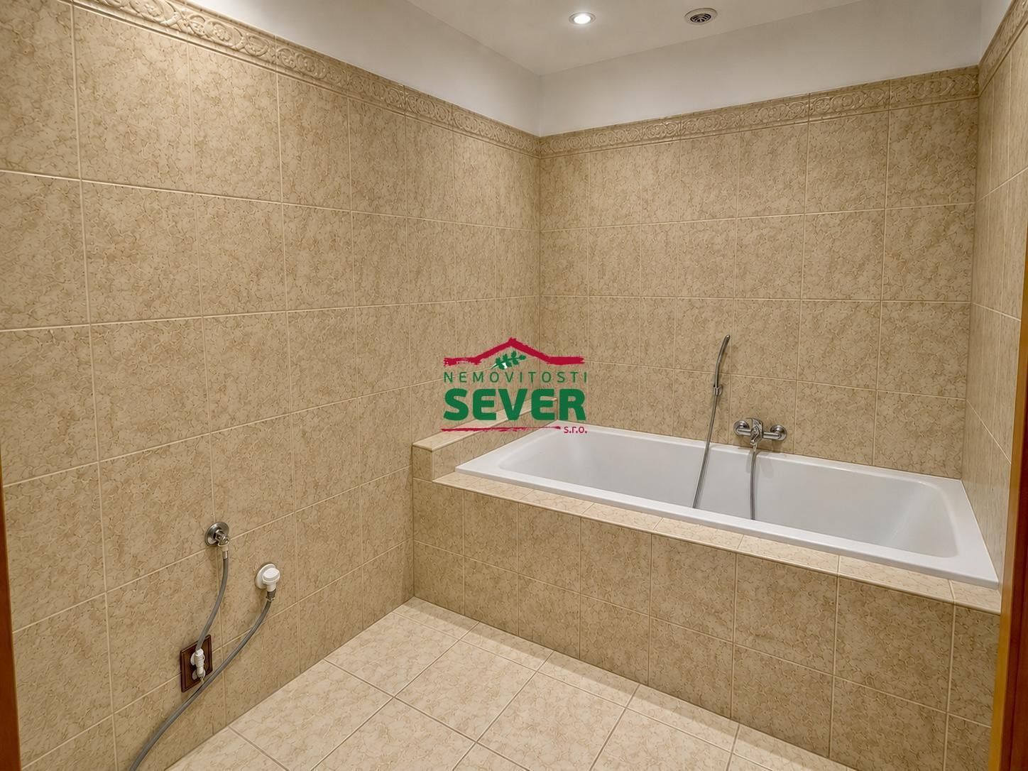 Rodinný dům · 152 m² · Mánesova, Lenešice - 4