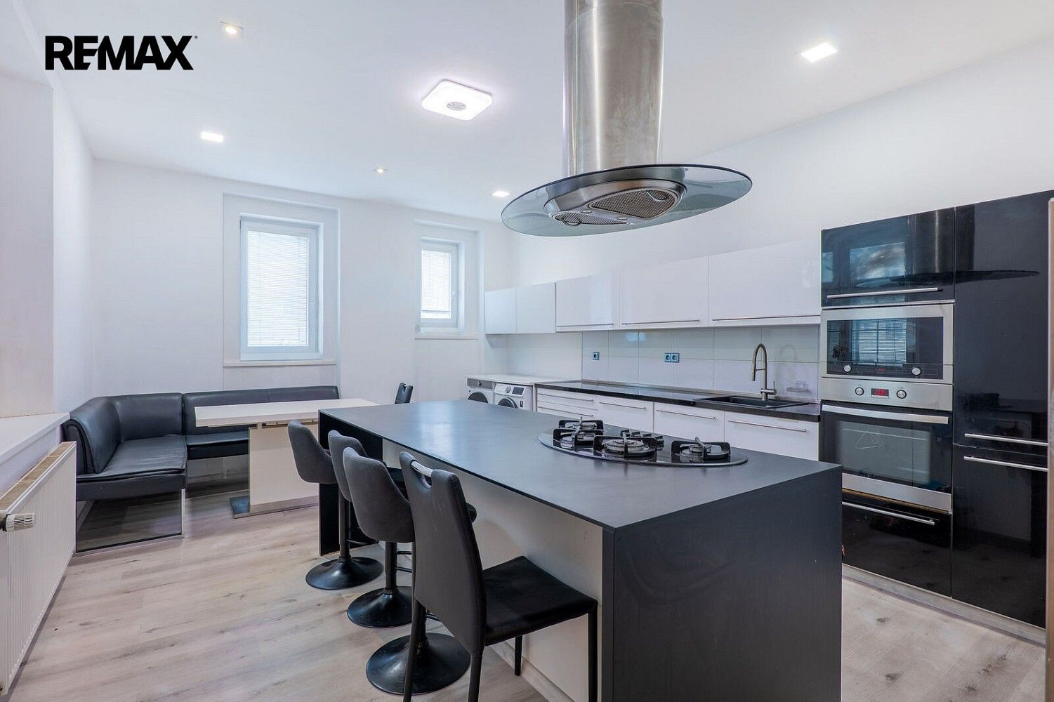 Byt 4+kk · 111 m² · Praha - Smíchov, okres Praha 5, Hlavní město Praha - 4