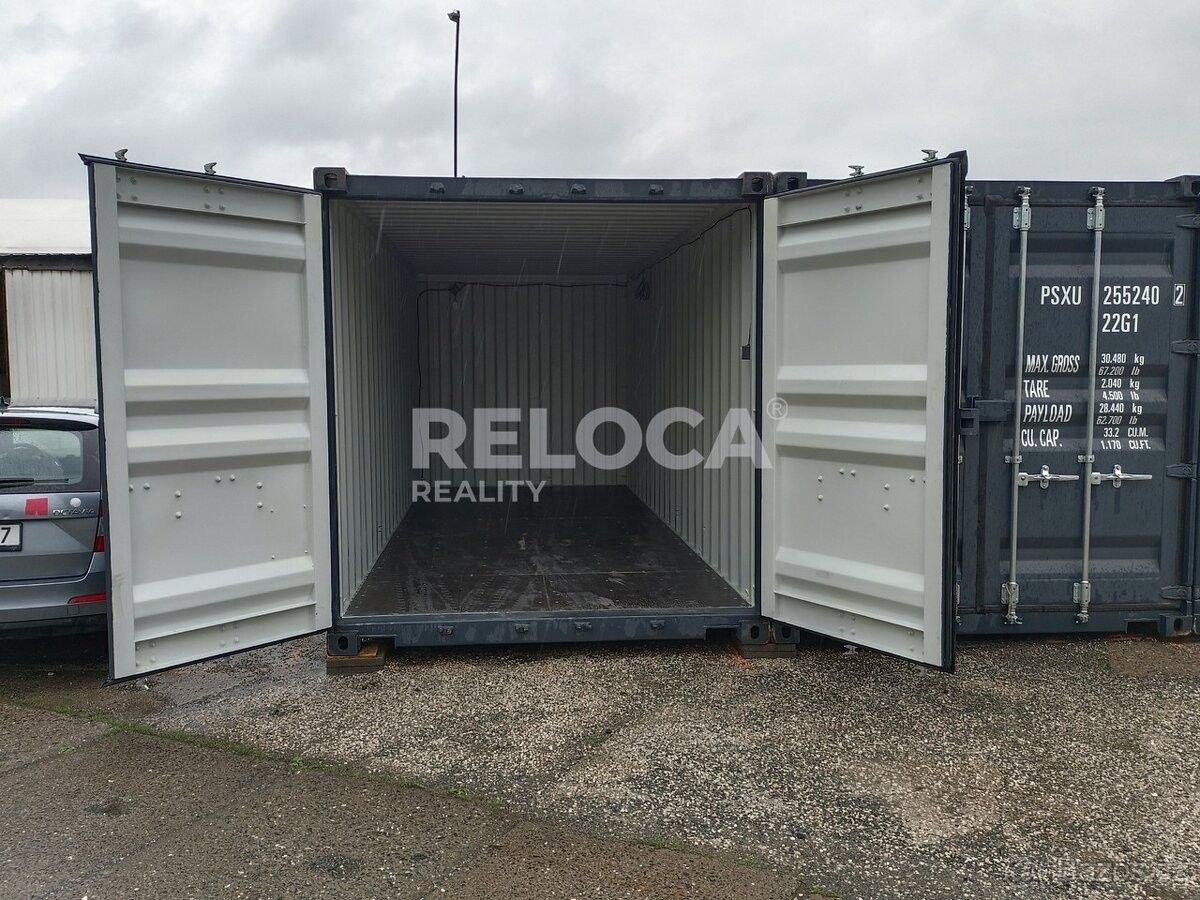 Sklady, Praha, 108 00