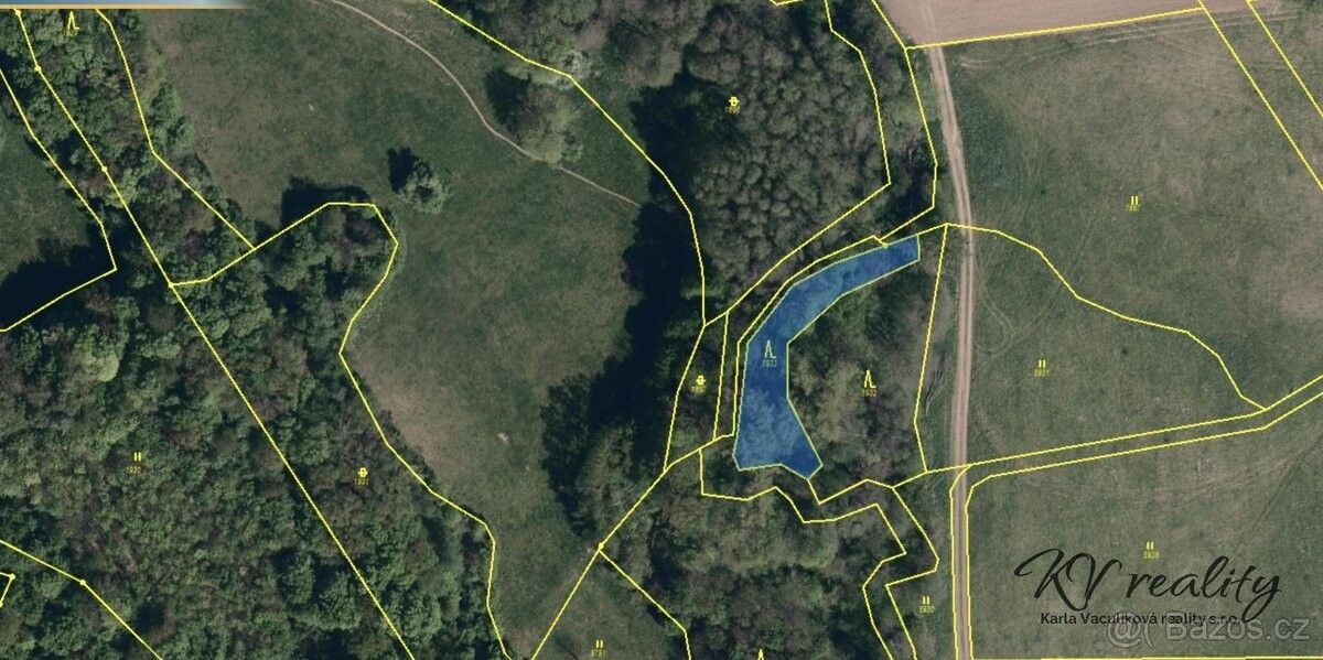 Prodej pozemek pro bydlení - Velký Ořechov, 763 07