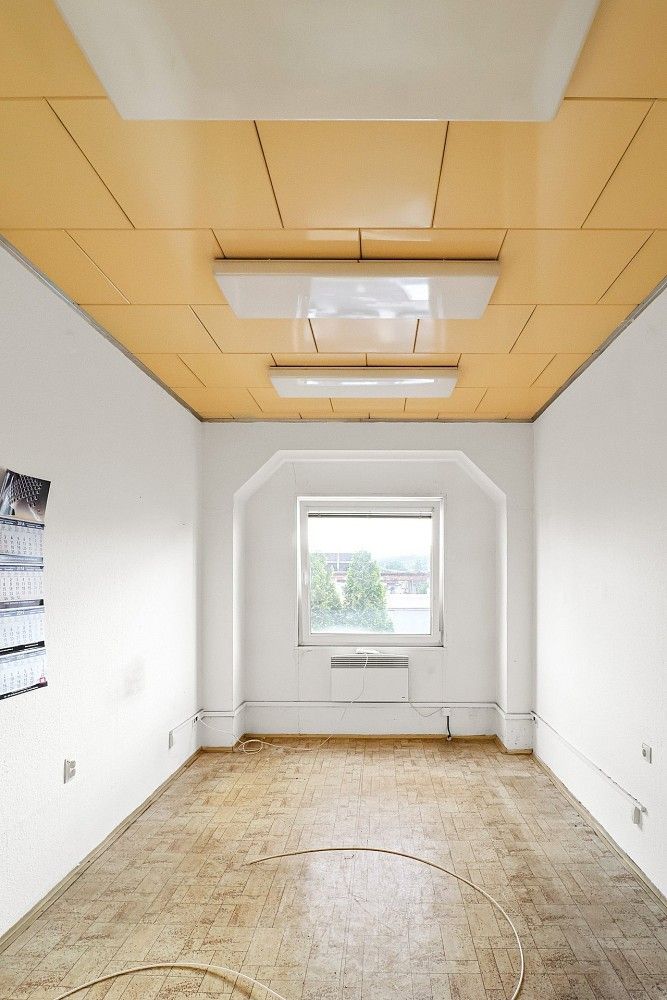 Pronájem kancelář - Mníšek pod Brdy, okres Praha-západ, Středočeský kraj, 357 m² - 1