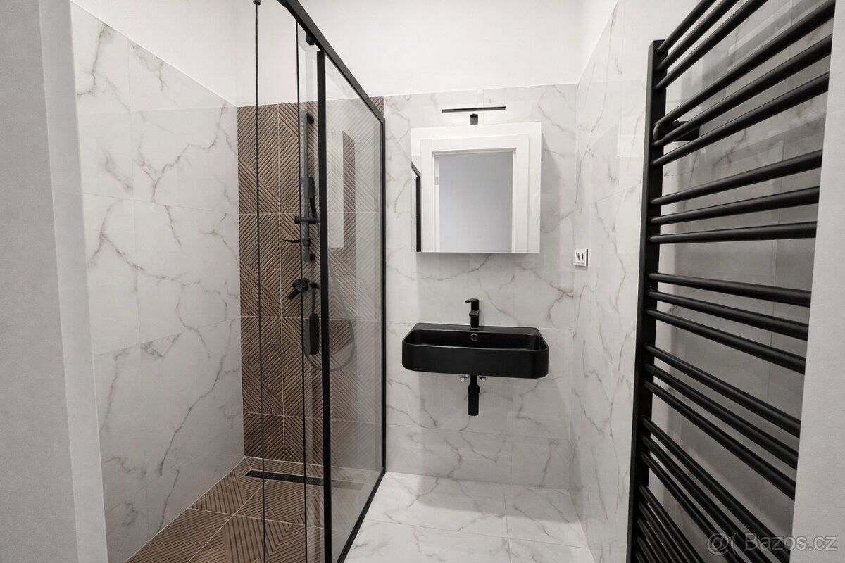 Pronájem byt - Praha, 130 00