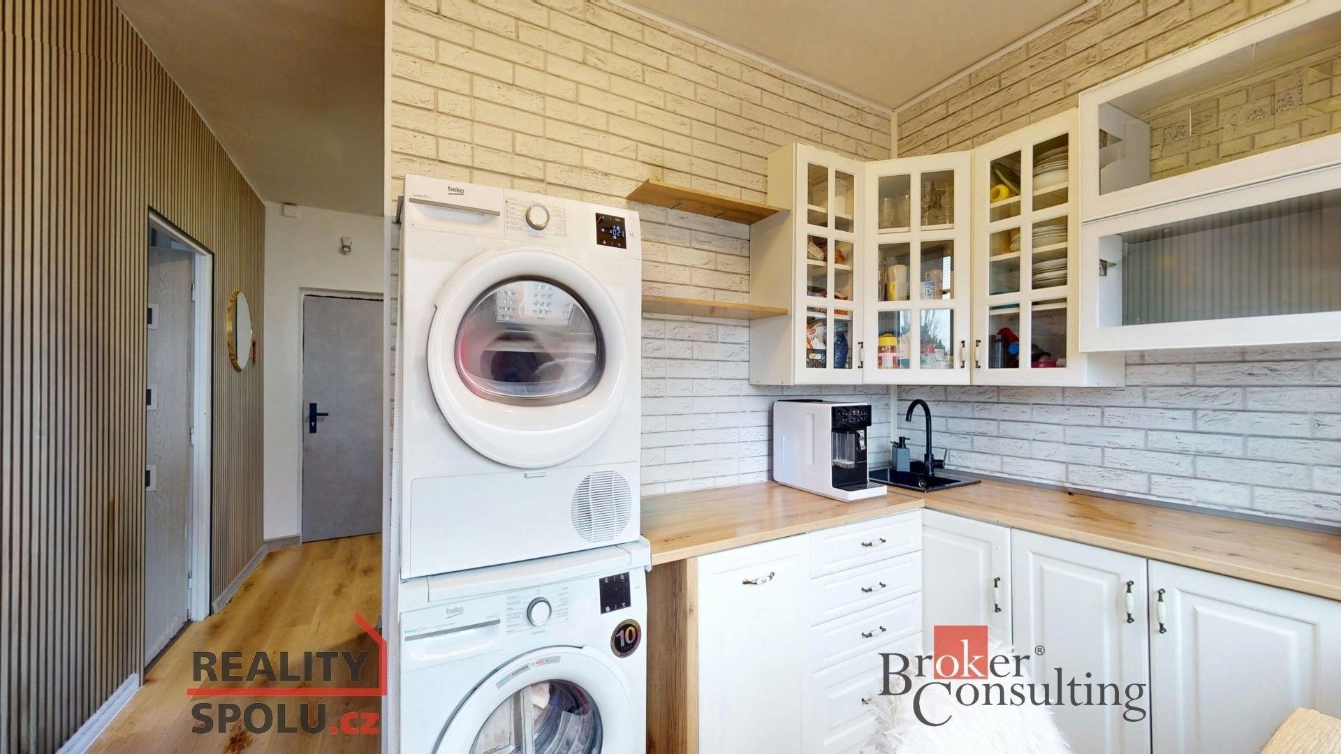 Prodej byt 2+1 - Vrchlického 4024, Chomutov, 55 m²