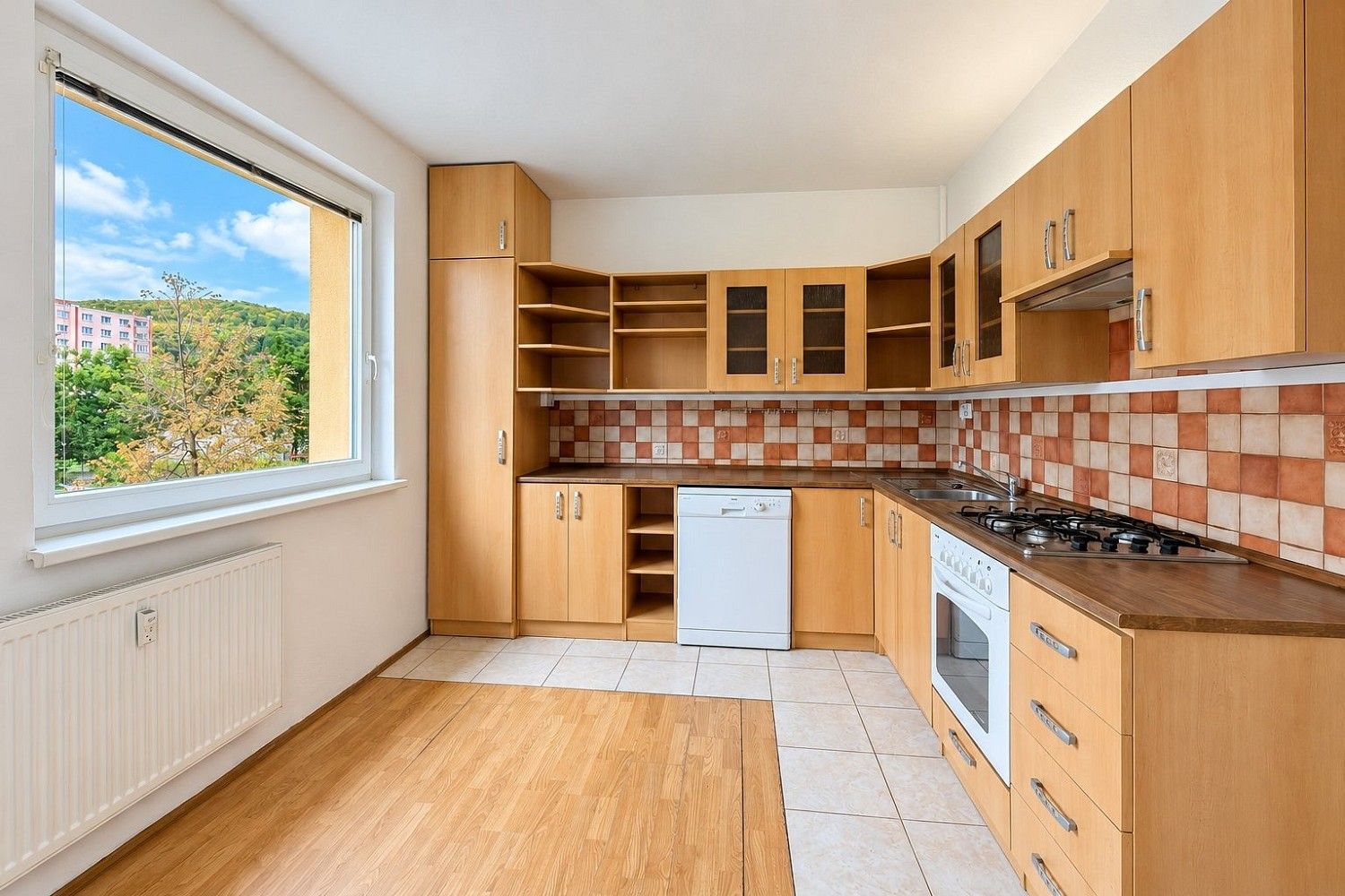 Prodej byt 4+1 - Na Borku, Jirkov, okres Chomutov, 76 m² - 2