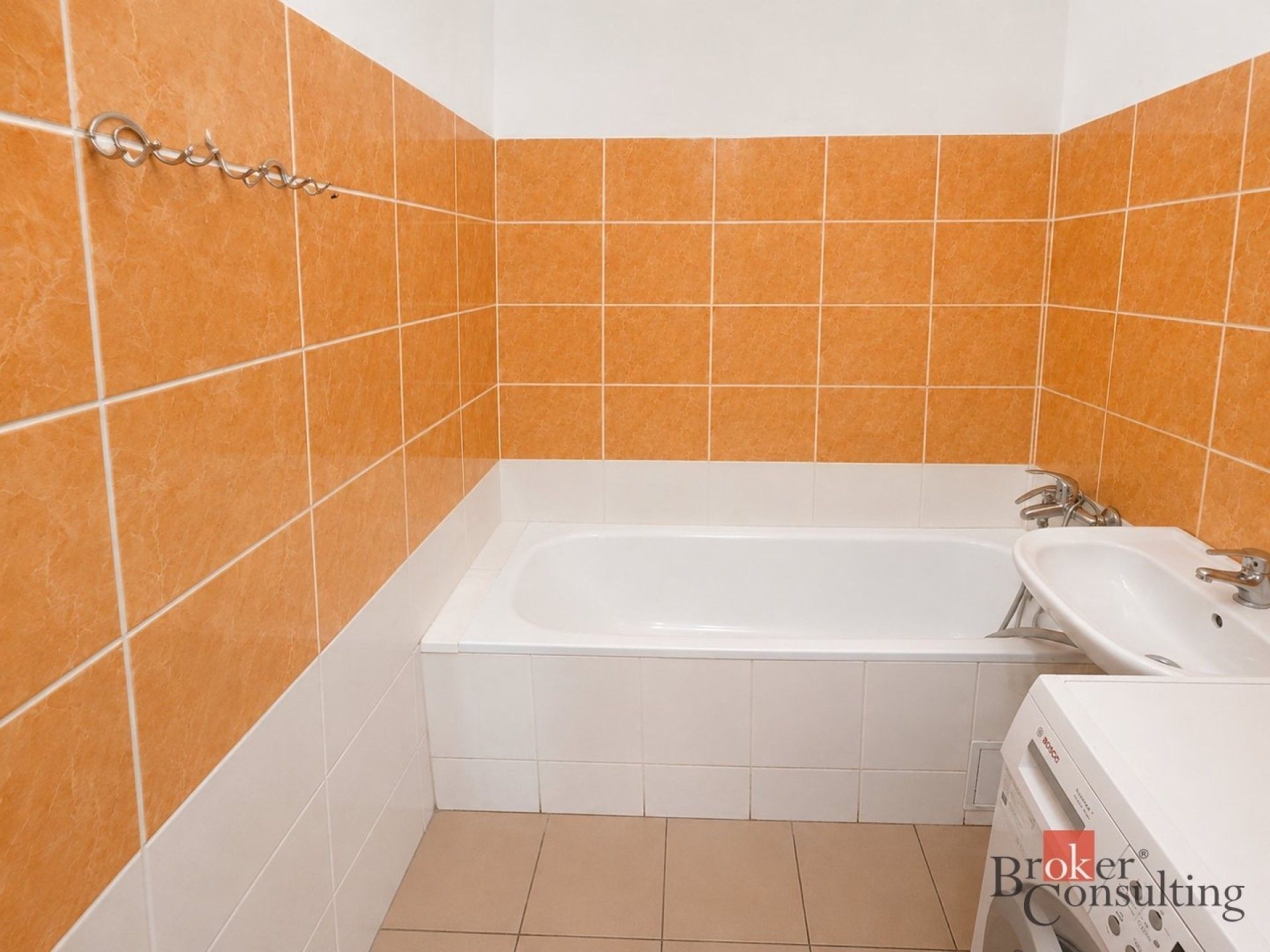 Byt 3+1 · 75 m² · Kamenná, Chomutov - 4