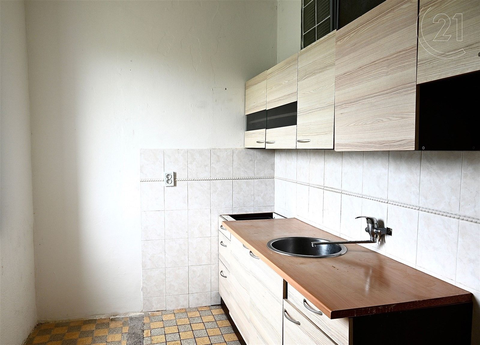 1+1, V Rumunsku, Chlumčany, 39 m²