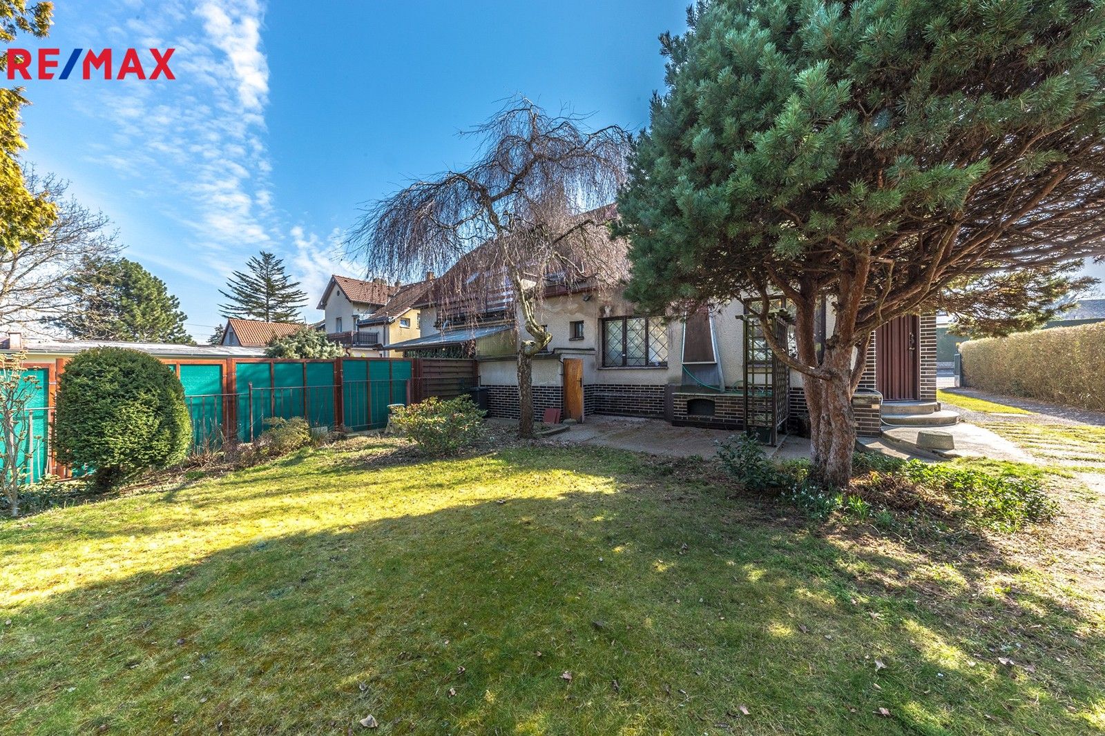 Rodinné domy, K dálnici, Praha, 141 m²