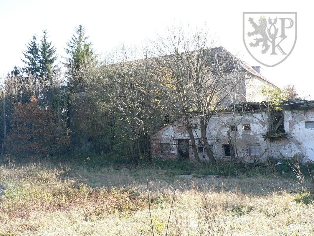 Památky · 4 000 m² · Tchořovice - 4
