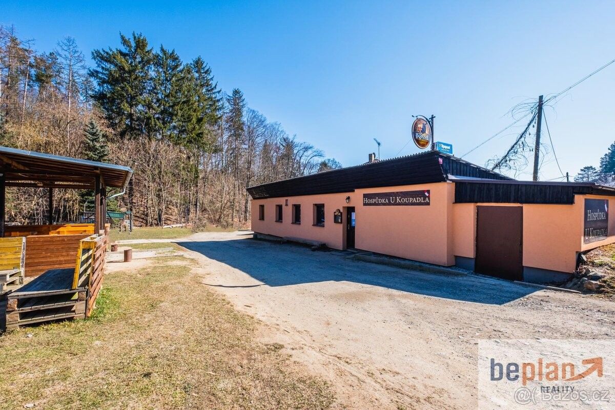 Restaurace, Mnichovice, 251 64