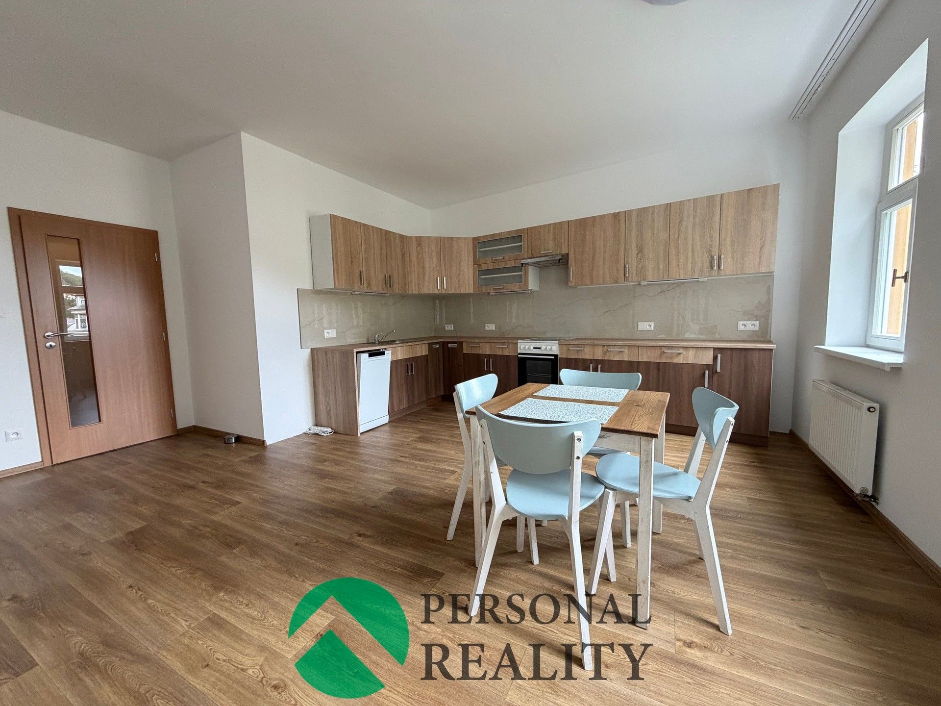 Pronájem byt 2+kk - Libušina, Karlovy Vary, 66 m² - 2