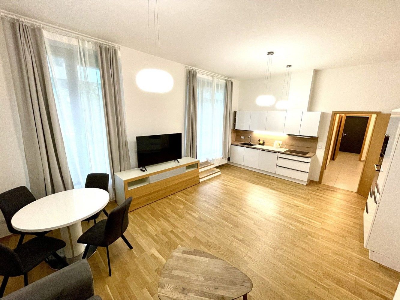2+kk, Praha - Holešovice, okres Praha 7, Hlavní město Praha, 62 m² - 1