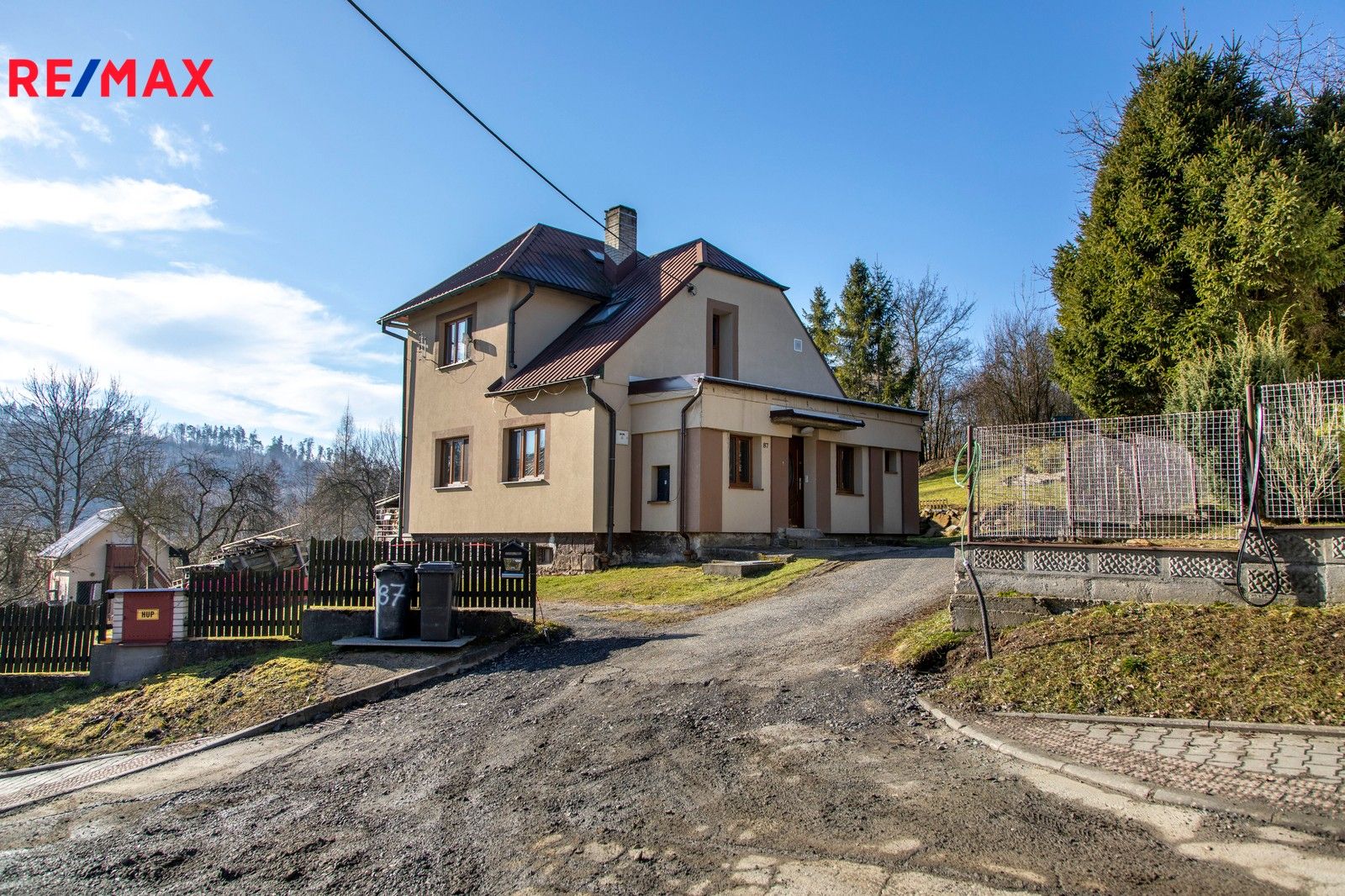 Rodinné domy, Jasenice, Lešná, 118 m²