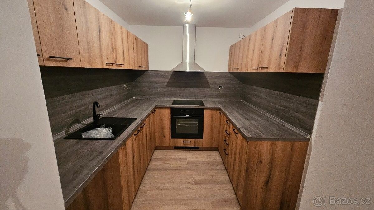 Byty, Cvikov, 471 54