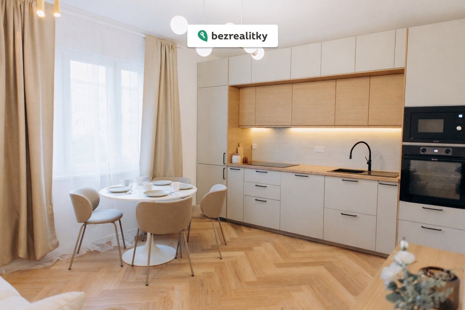 3+kk, Na padesátém 1736, Praha, 58 m²