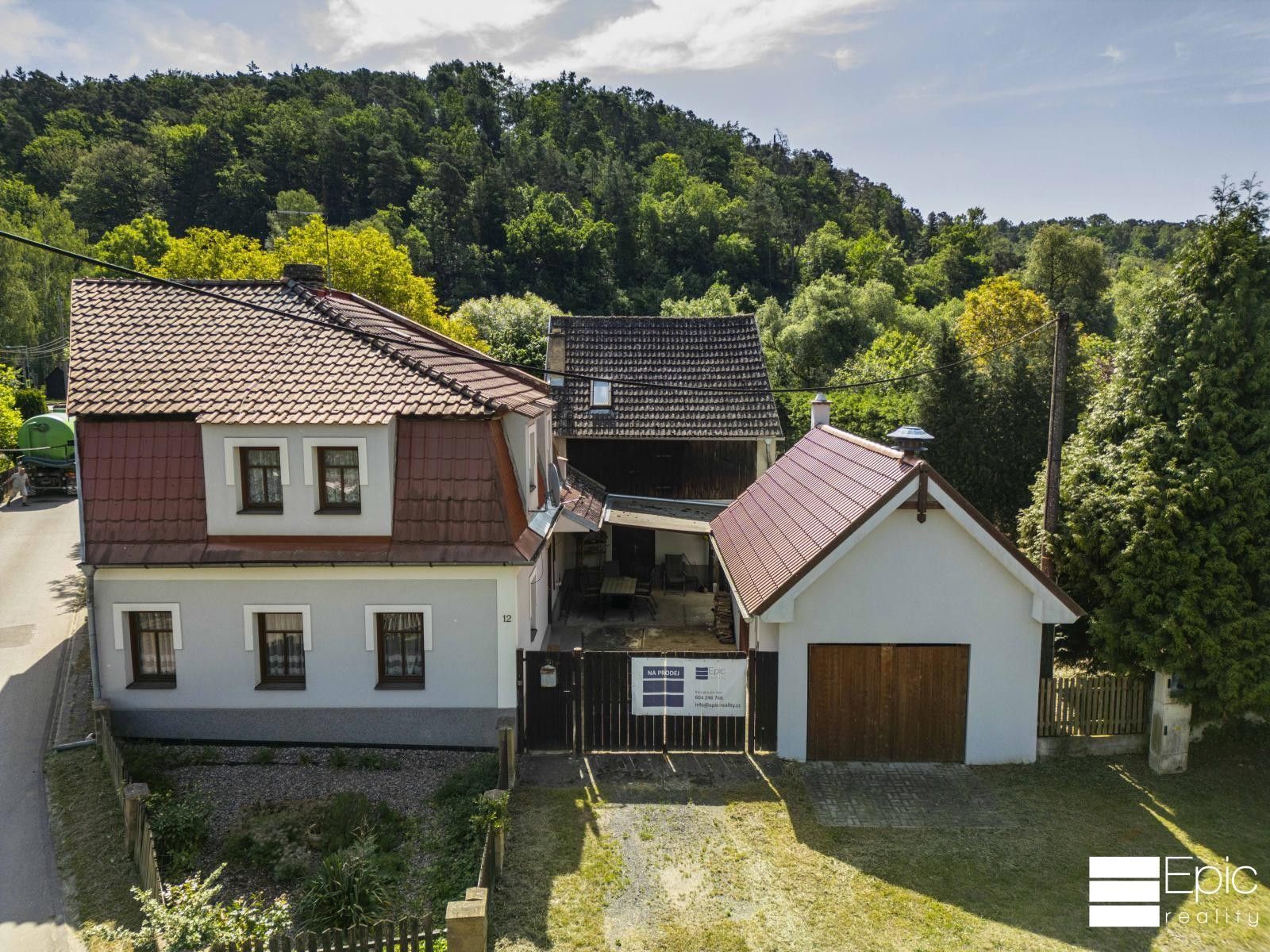 Rodinné domy, Tupadly, Mělník, 230 m² - 1