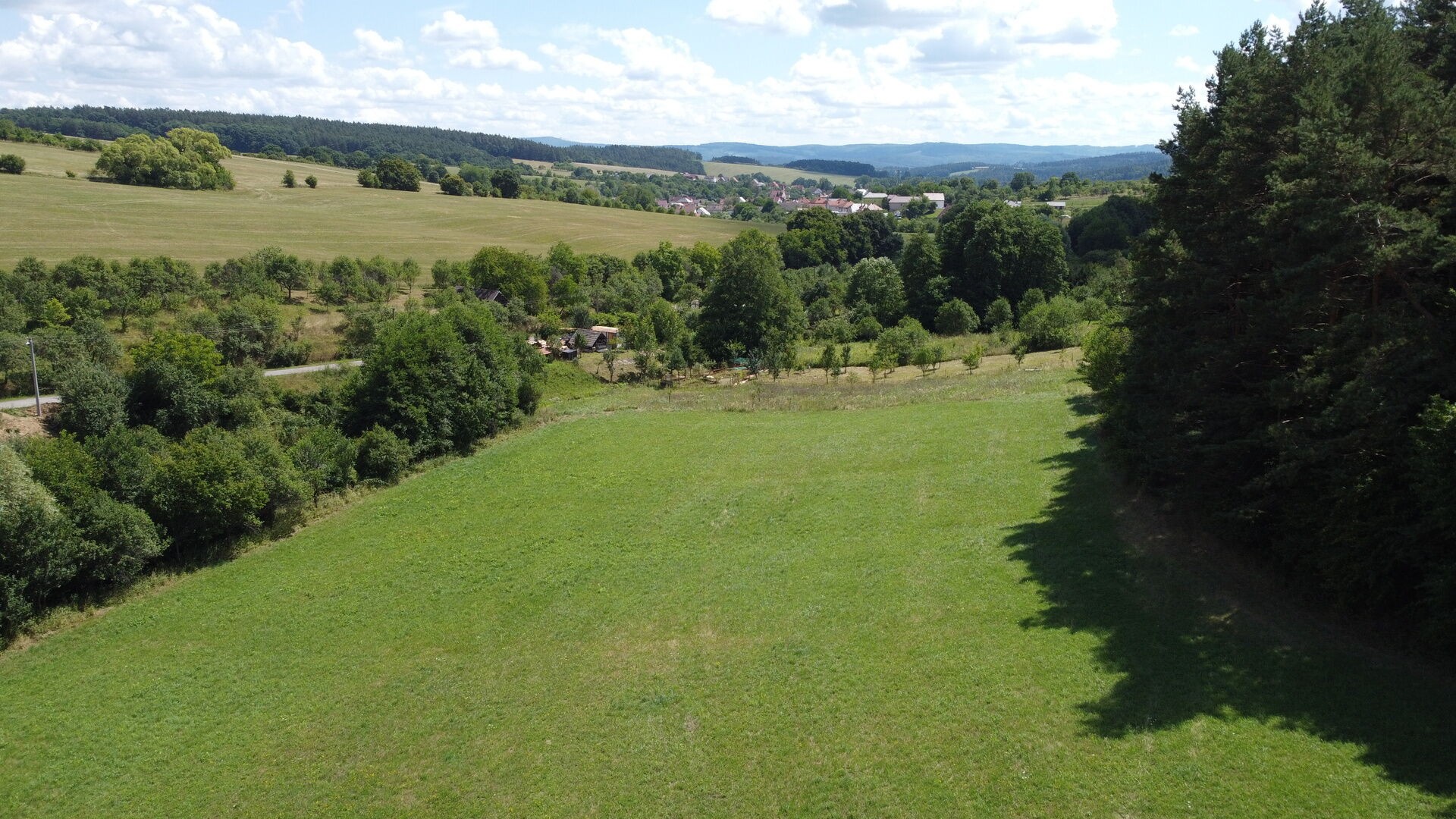 Louka · 1 826 m² · Slavičín Nevšová - 3