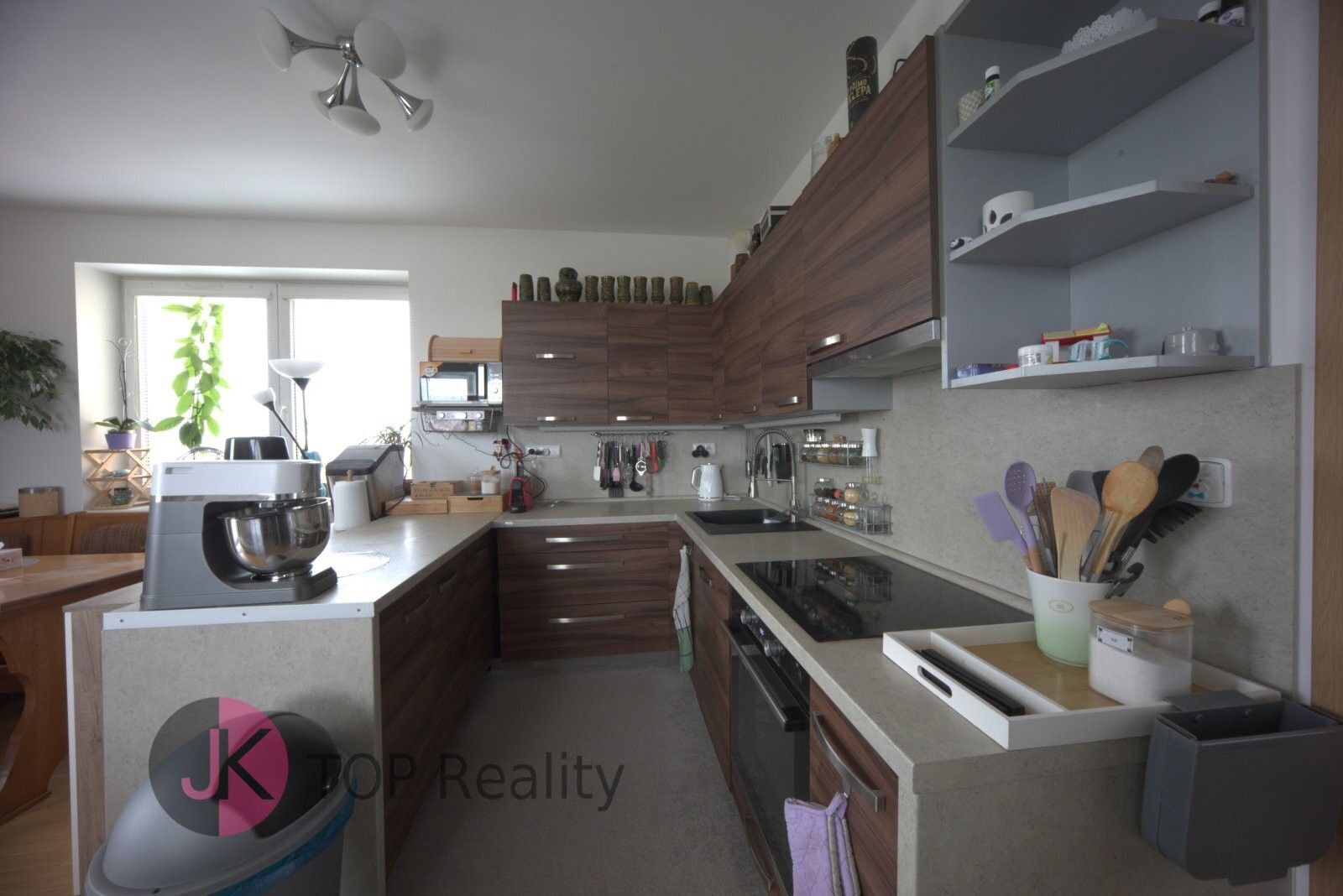 3+kk, V Roháči I., Jesenice, 74 m²