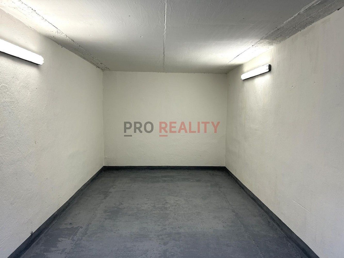 Prodej ostatní - Ostrava - Přívoz, okres Ostrava-město, Moravskoslezský kraj, 21 m² - 2
