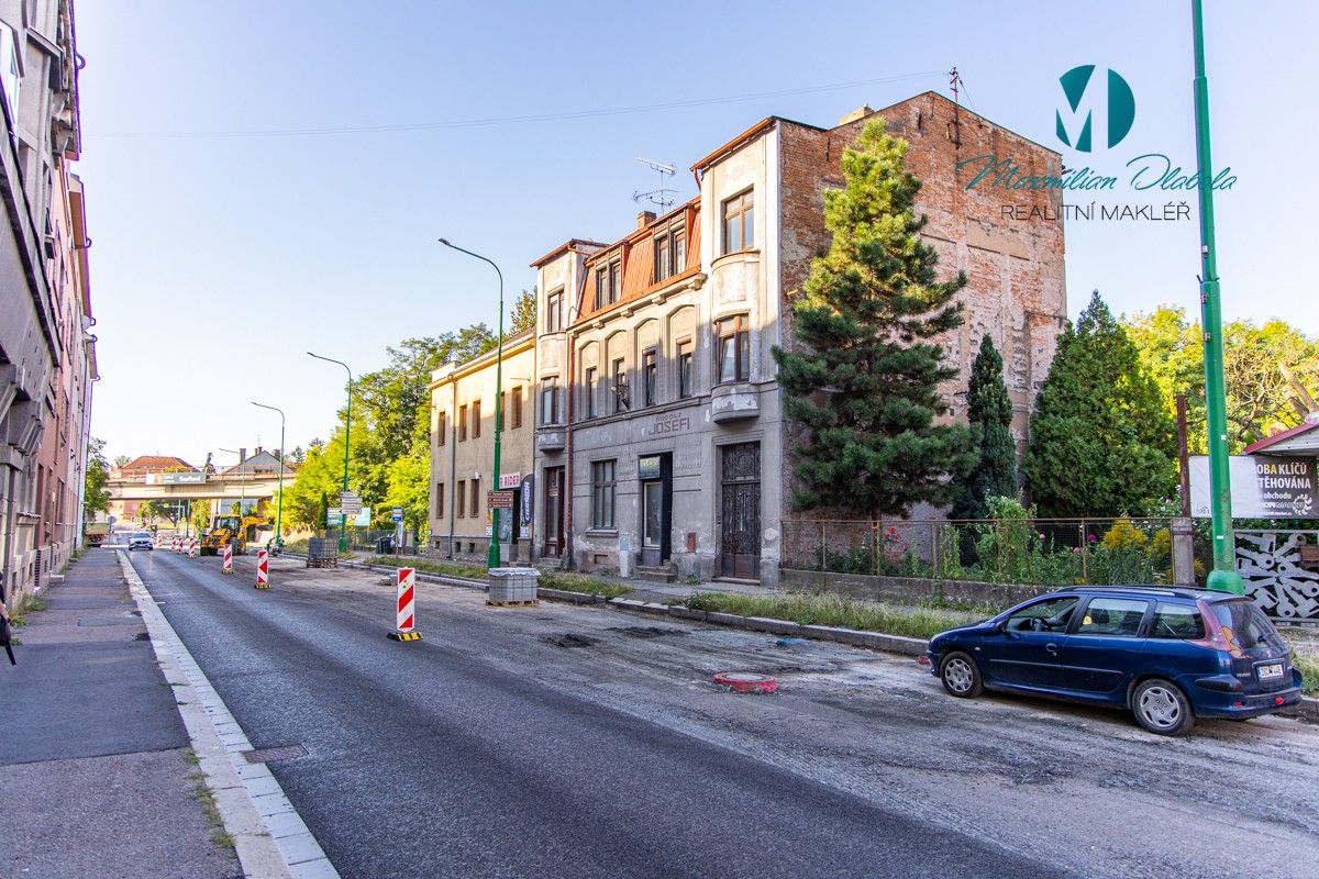 Rodinné domy, Husova, Jaroměř, 300 m²