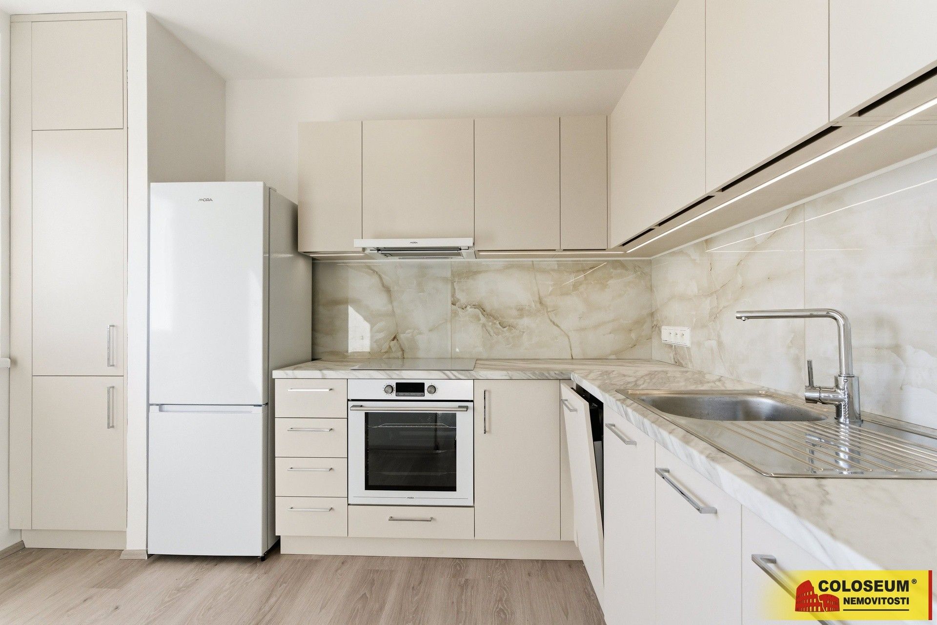 Prodej byt 2+1 - Hodonín, 44 m²