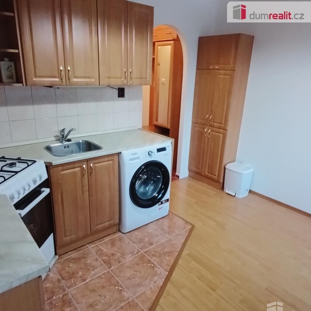 Pronájem byt 1+1 - Jezdecká, Děčín, 36 m²