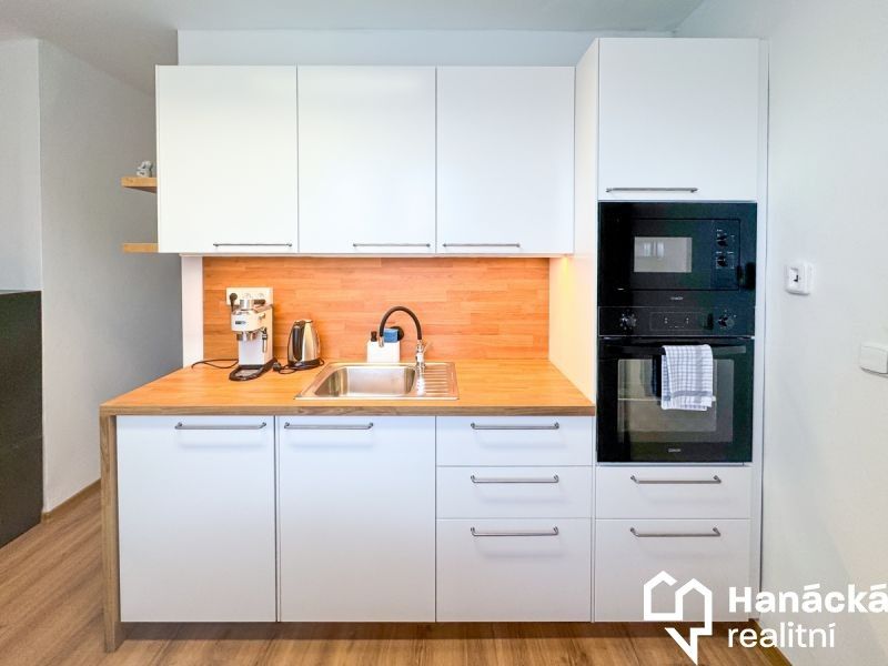 Pronájem byt 1+1 - Olomouc, 51 m² - 5