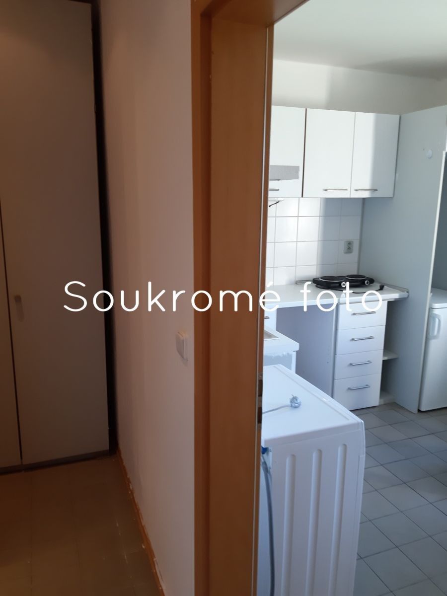 Pronájem byt 2+kk - Heinemannova, Praha - Dejvice, 45 m² - 2
