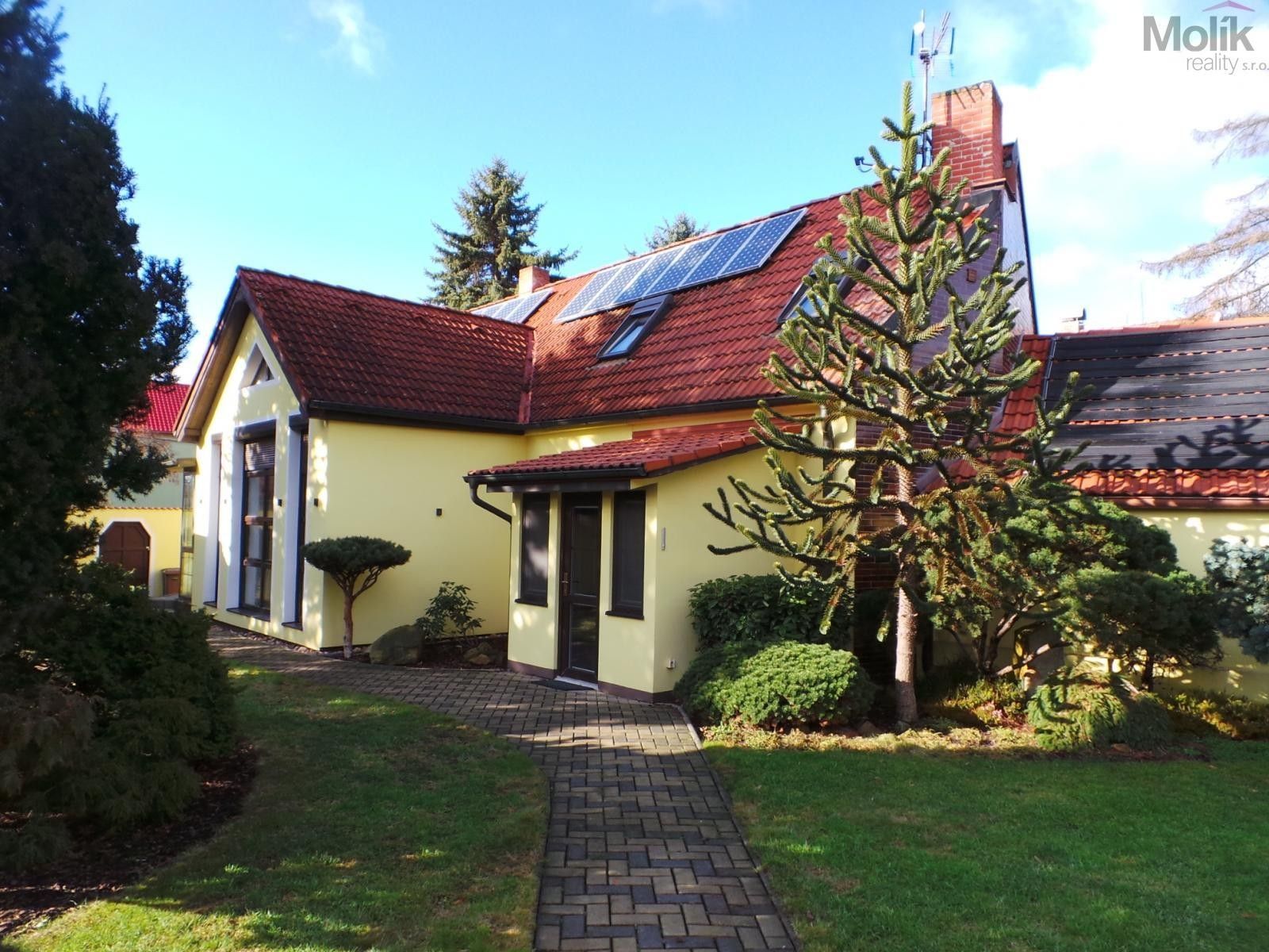 Pronájem rodinný dům - Dukelských hrdinů, Mariánské Radčice, 166 m²