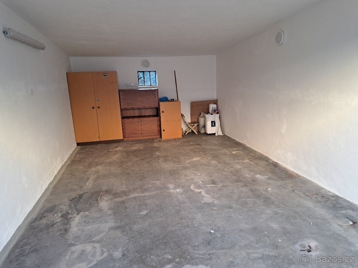 Garáž · Kroměříž, 767 01 - 4