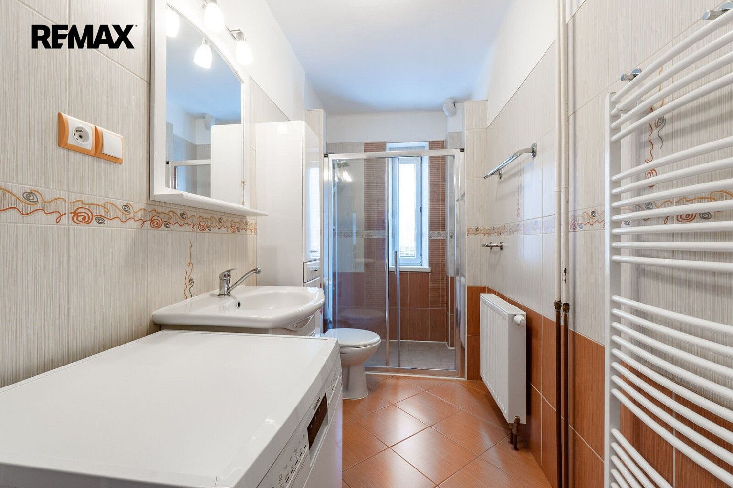 Prodej rodinný dům - Nerudova, Vejprty, okres Chomutov, 328 m² - 5