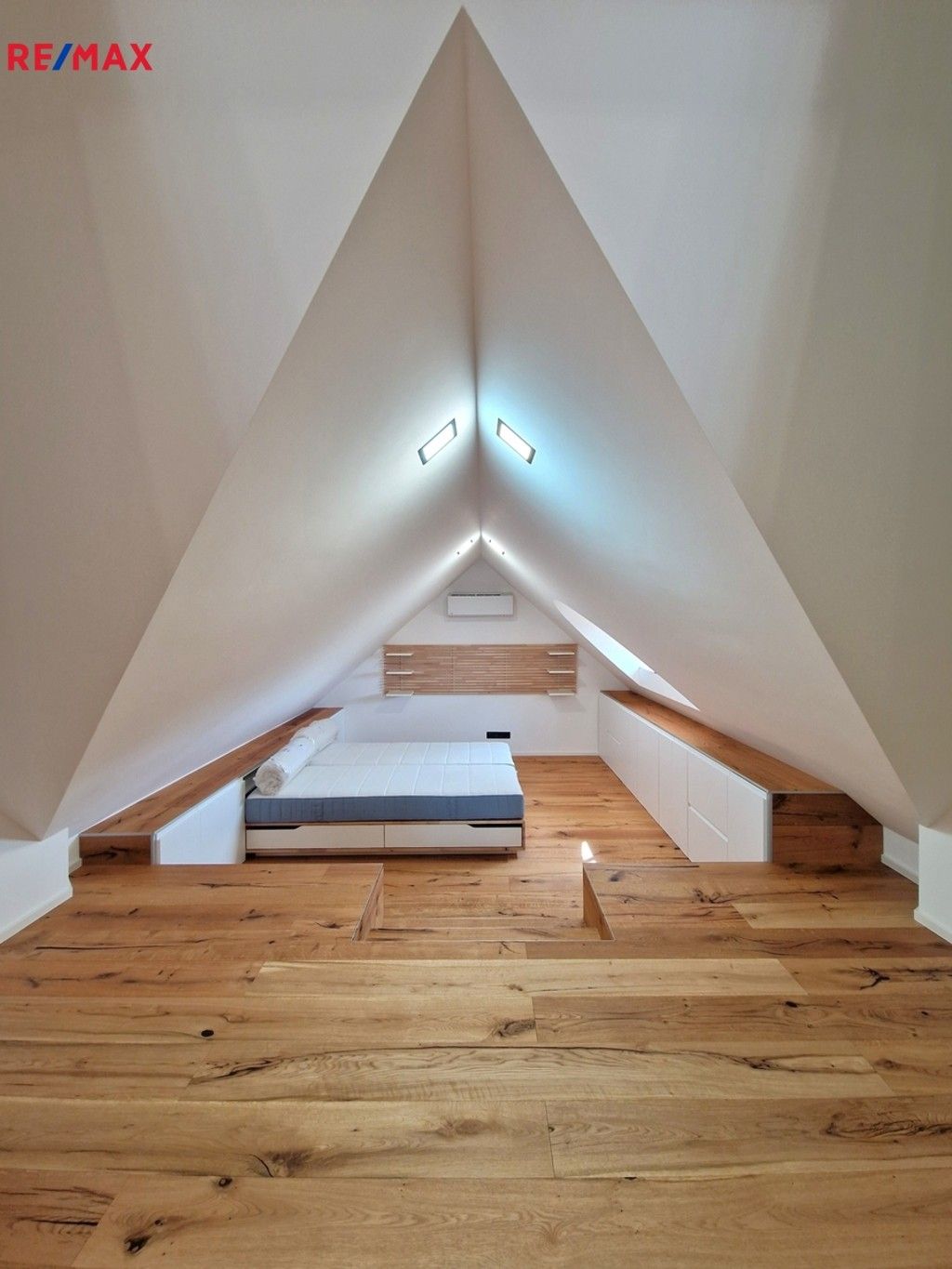 Pronájem byt 3+kk - Branická, Praha, 110 m²