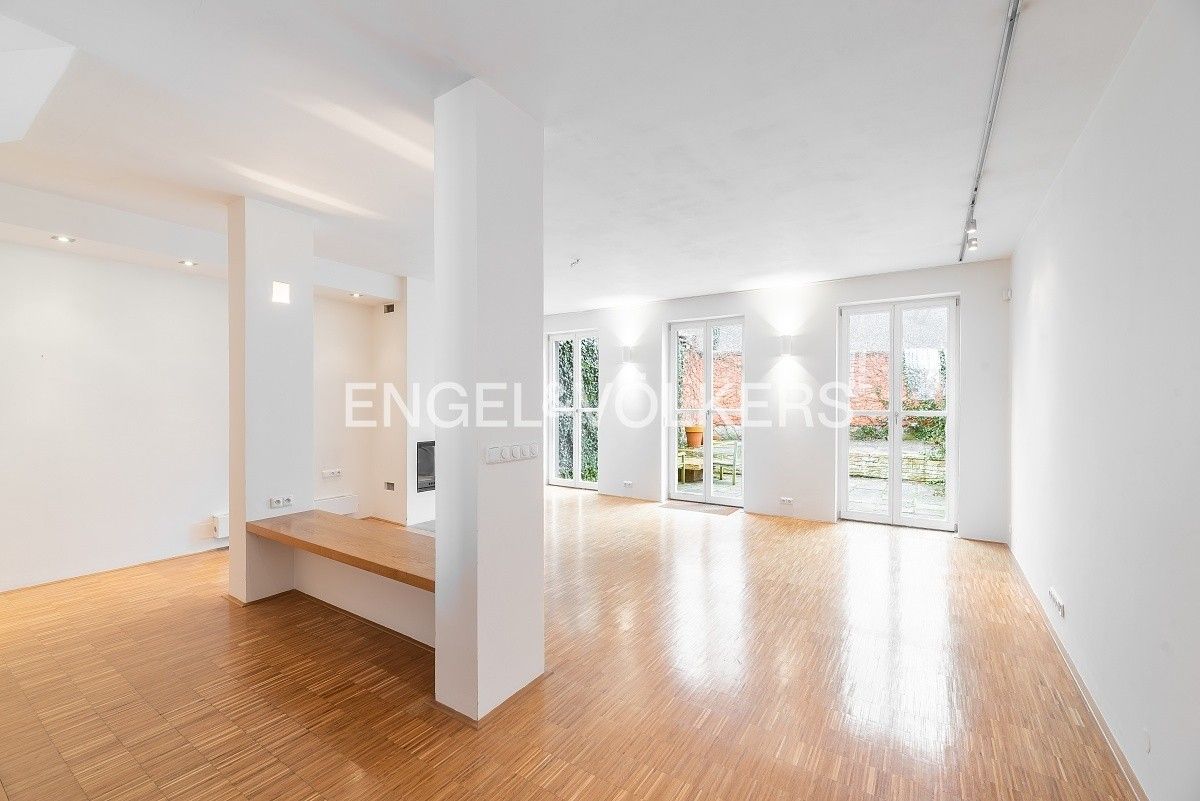 Rodinné domy, Pod Závěrkou 2300, Praha Smíchov, 350 m² - 1