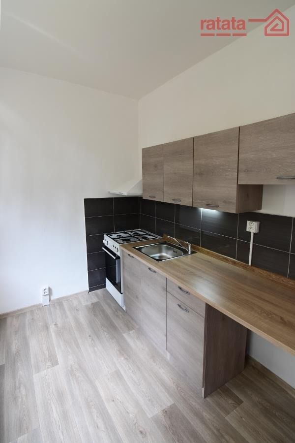 Pronájem byt 1+1 - Cihlářská, Chomutov, 34 m²